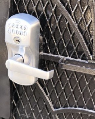 Locksmith service Blue Ash OH