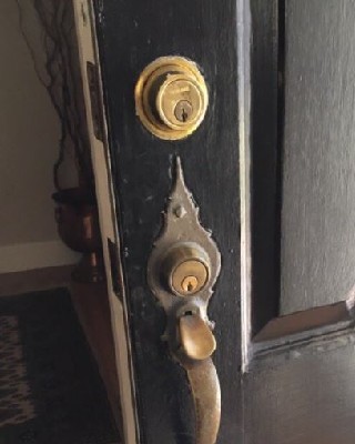 Locksmith service Montgomery OH