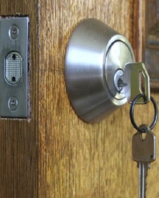 Locksmith service Newtown OH