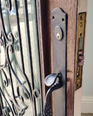 Locksmith service Sharonville OH